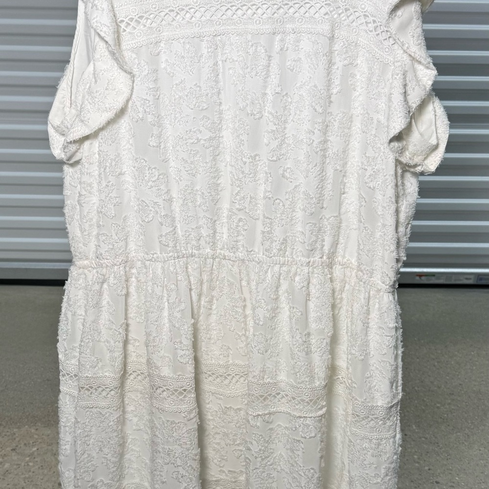 Gibson Latimer White Lace Dress